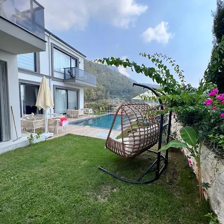 Ozgur Hills Villa *